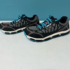 Red Wing women's composite toe works shoe. Size 8.